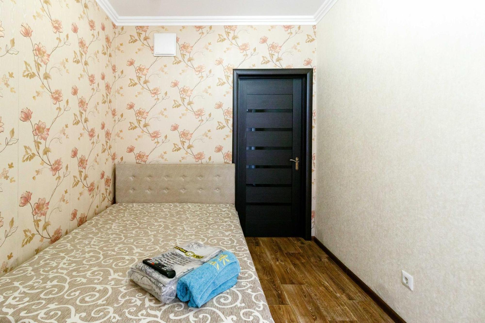 Kvartirkoff na Bogatyrskaya 6a, 15th floor Kiev Luaran gambar